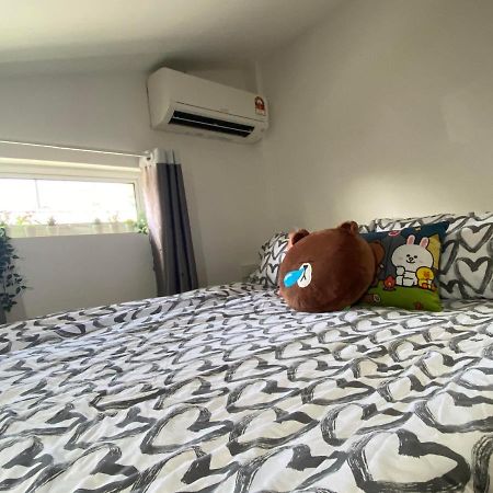 Sweet Loft Homestay Johor Bahru Luaran gambar