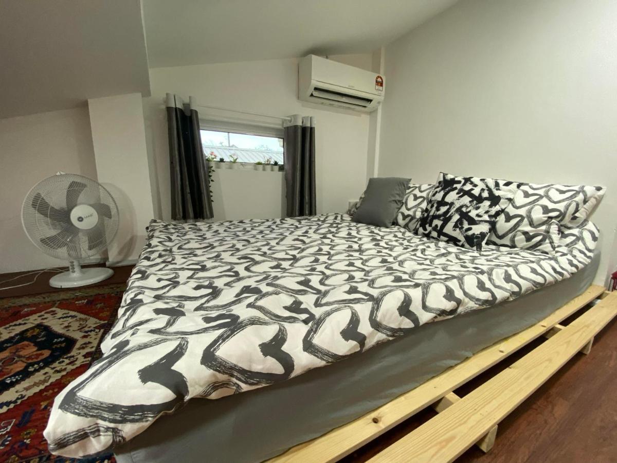 Sweet Loft Homestay Johor Bahru Luaran gambar